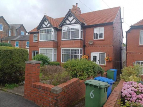 7 Cromwell Gardens - 2 Bed House